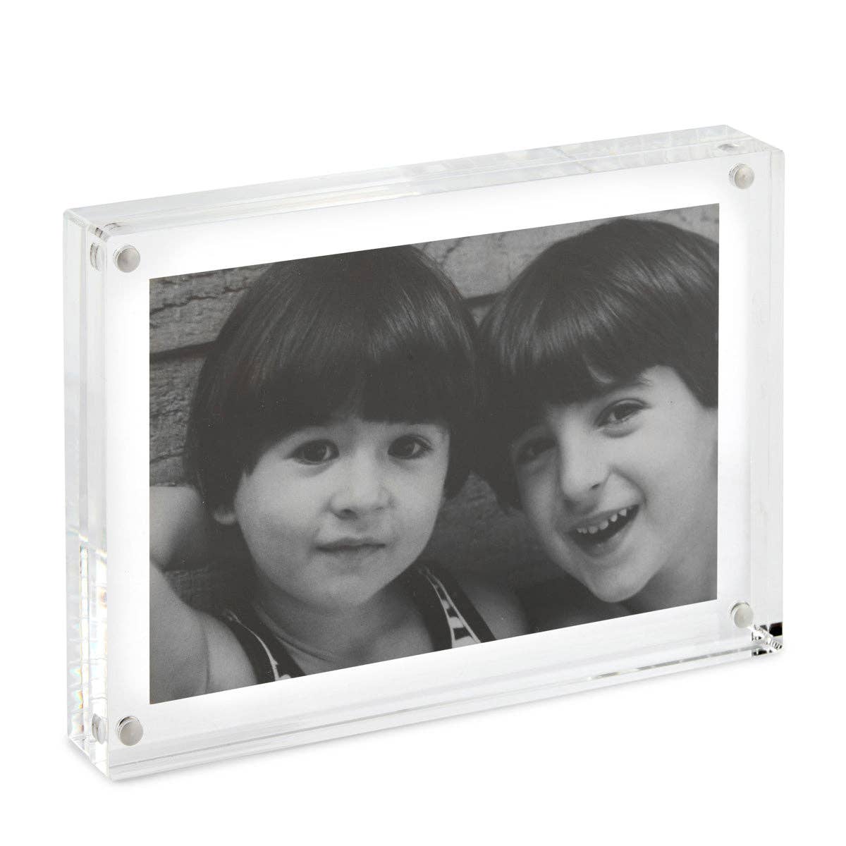 Acrylic Magnetic Frame - 4x6