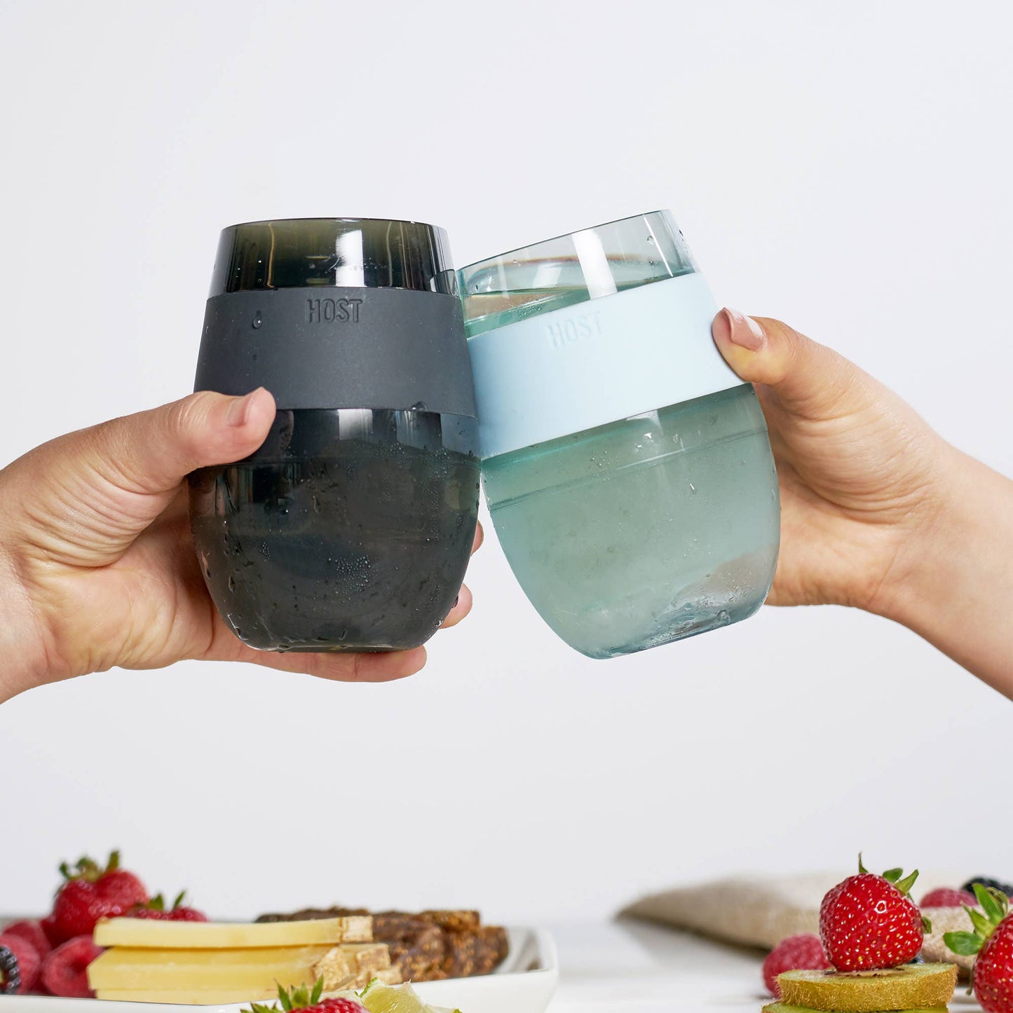 HOST Blue Wine Cup