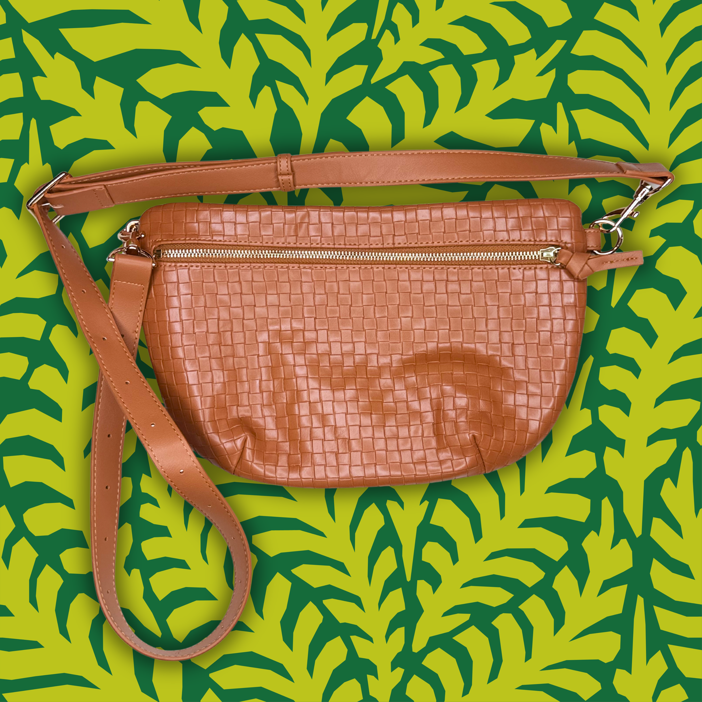 Meeting Crossbody- Tobacco