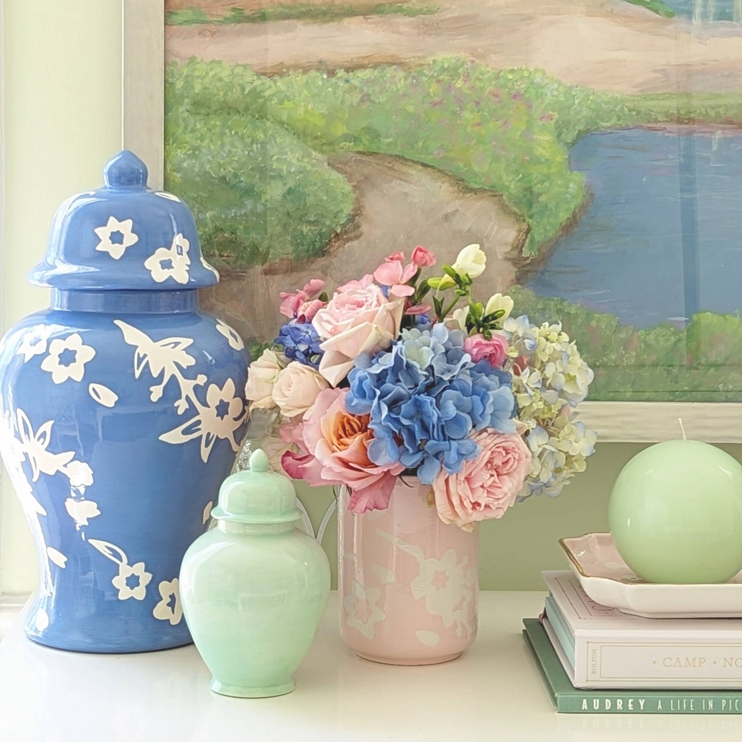 Sakura Ginger Jars in Hydrangea Light Blue: Large