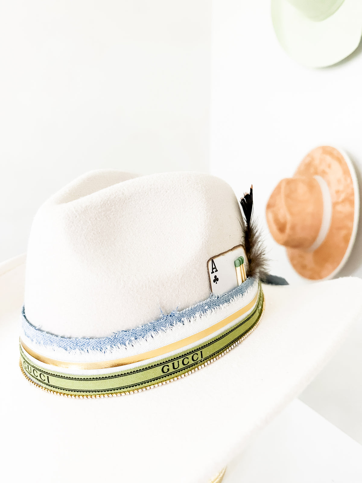 Gu¢¢¡ hat - ready to ship!